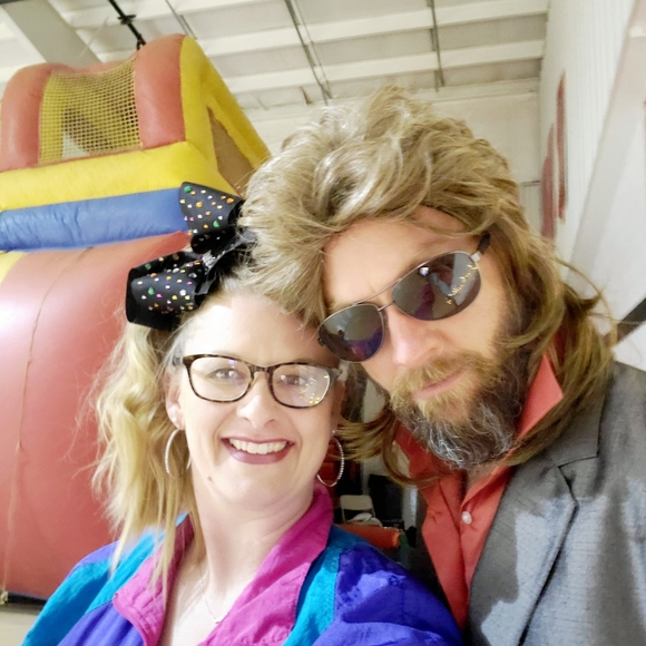 Meet your Posher, Casey - Picture 3 of 4